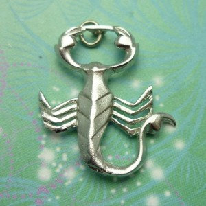 Vintage Plated Silver Dangle Charm - Zodiac Scorpio